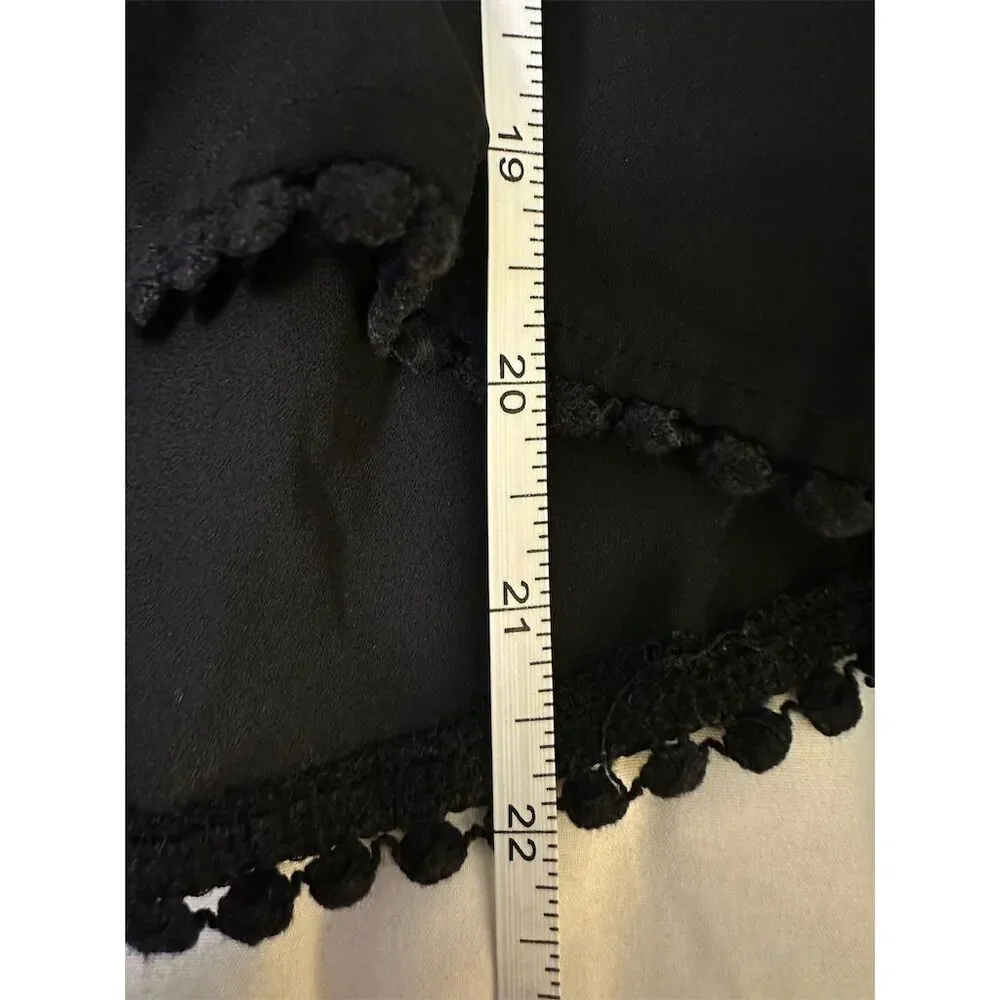 Monteau brand Women's Black Lace Crochet Blouse Jewel Neck 3/4 Sleeve Size M - Picture 7 of 7